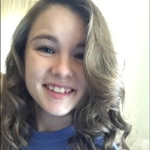 Meet your Posher, Brooke