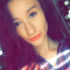 Meet your Posher, Sierra