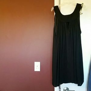 Sleeveless tie neck blouse