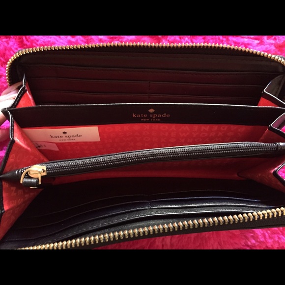 Kate Spade Wallet - Picture 3 of 3