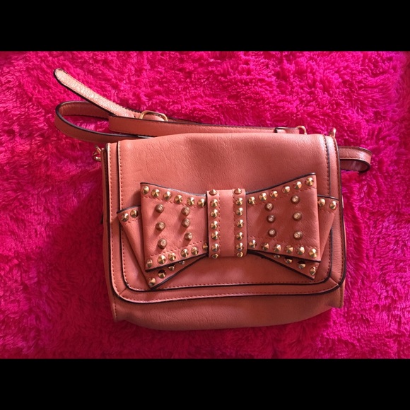 Crossbody bag