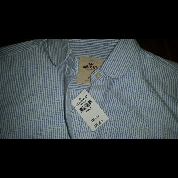 NWT Hollister button down xs - Picture 3 of 3