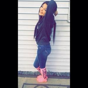 Meet your Posher, Jocelyn