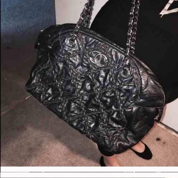 100 authentic Chanel