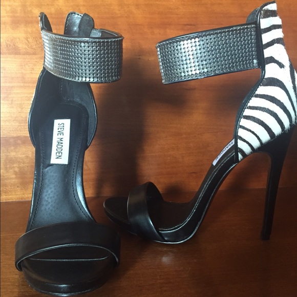 Steve Madden Shoes - Steve Madden Zebra Stillheto