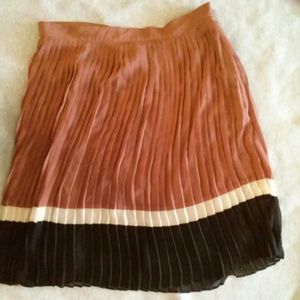Forever 21 skirt