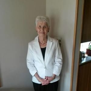 Meet your Posher, Gloria