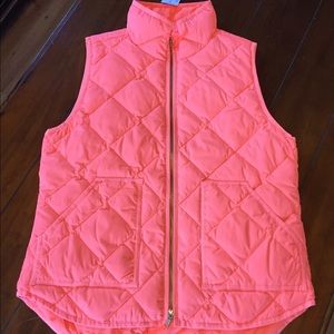 NWT J Crew neon coral puffy vest size medium