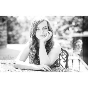 Meet your Posher, April