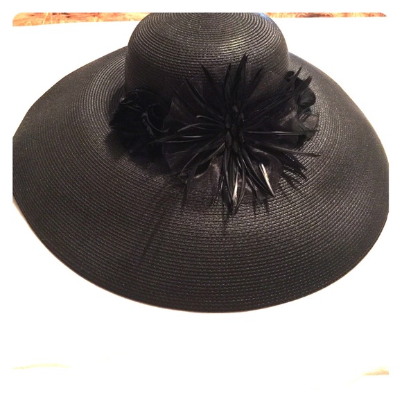 Gorgeous Black Sun Hat!