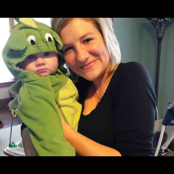 Meet your Posher, Abbey