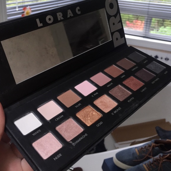Lorac pro pallet