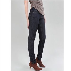 Courtshop mid rise skinny jeans in color Rinse