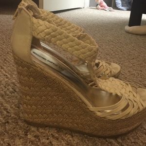 Off-white crochet wedges!