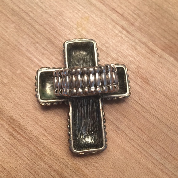 Cross ring - Picture 2 of 4