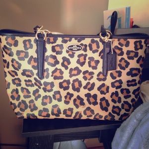Women's coach purse