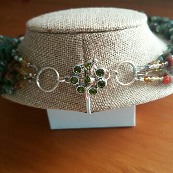 Statement necklace - Picture 3 of 3