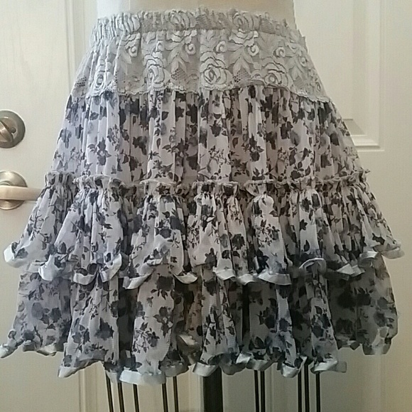 Rachael & Chloe skirt