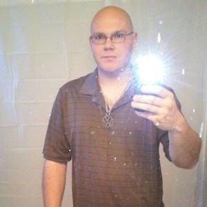 Meet your Posher, Travis