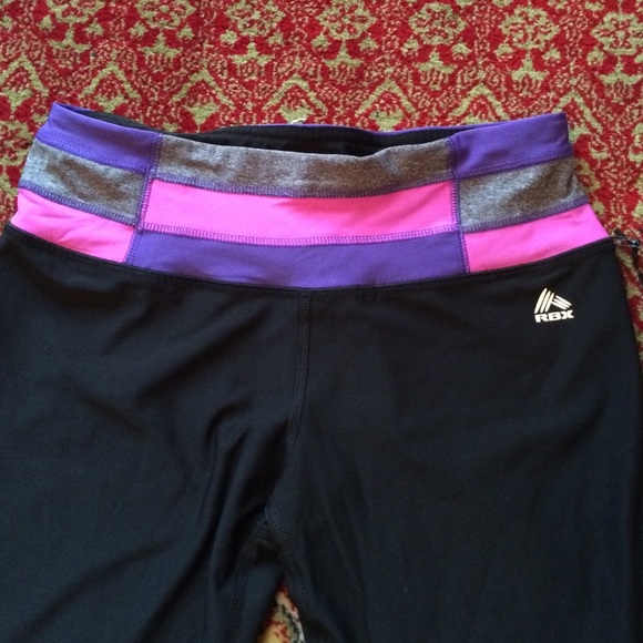 Work out spandex pants.