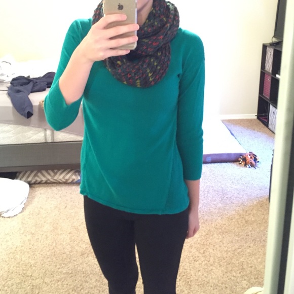 American Eagle Outfitters Sweater