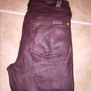 The Seamed Skinny in Crackle Leather-Like Brown