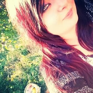 Meet your Posher, Becca