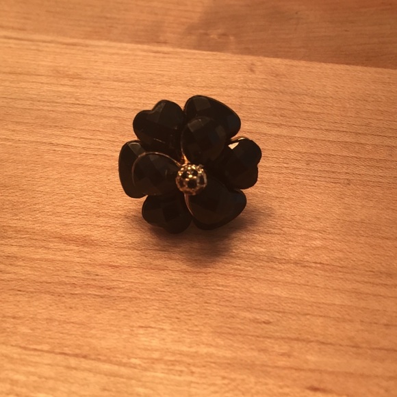 Black flower ring