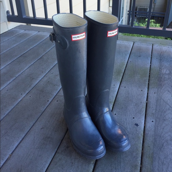 Grey hunter boots - Picture 2 of 3