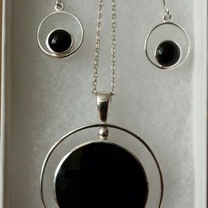 Necklace & Earring Set