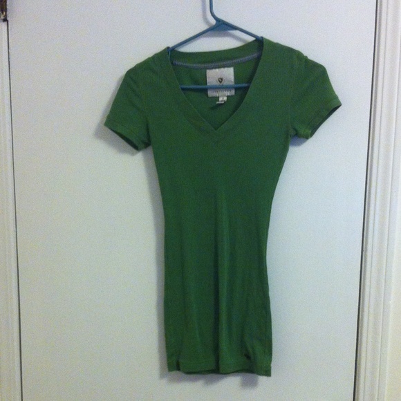 Abercrombie v-neck tee - Picture 1 of 2