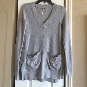 Free People Gray Sweater with pockets