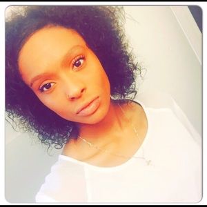 Meet your Posher, Nydaesia