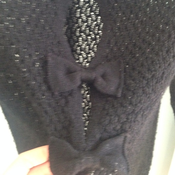 Black bowed sweatshirt - Picture 3 of 3