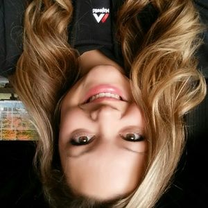 Meet your Posher, Kaci