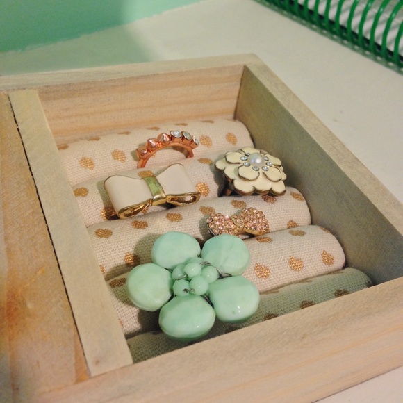 Bundle of rings - seafoam green flower ring