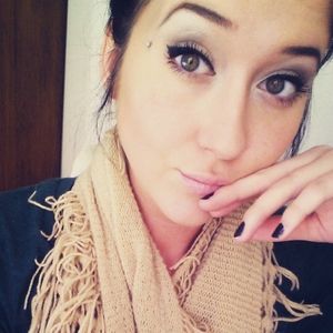 Meet your Posher, Justine