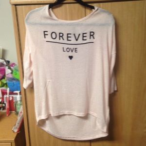 H&M "DIVIDED" pink "forever love" hi-lo shirt