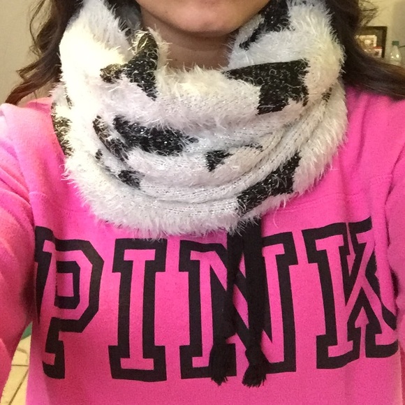 Infinity Scarf. American Eagle - Picture 1 of 4