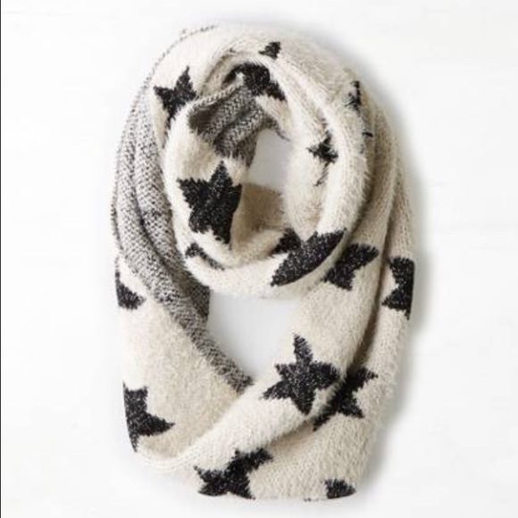 Infinity Scarf. American Eagle - Picture 4 of 4