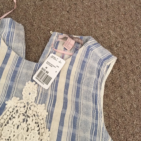Forever 21 shirt brand nwt !!! - Picture 3 of 4