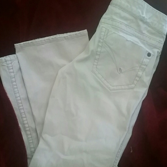 Trade for Lynzie, do not purchase.