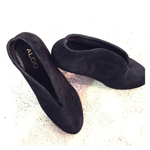 NEW Aldo suede booties