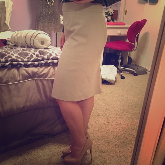 Calvin Klein pencil skirt
