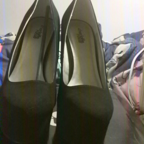 Black Suede Pumps