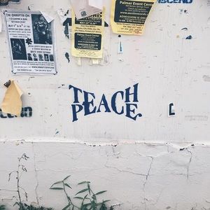 Meet your Posher, Chloe