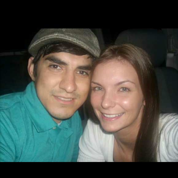 Meet your Posher, Lyndsey - Picture 2 of 3