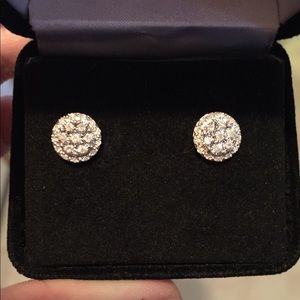💎Beautiful Diamond Earrings💎