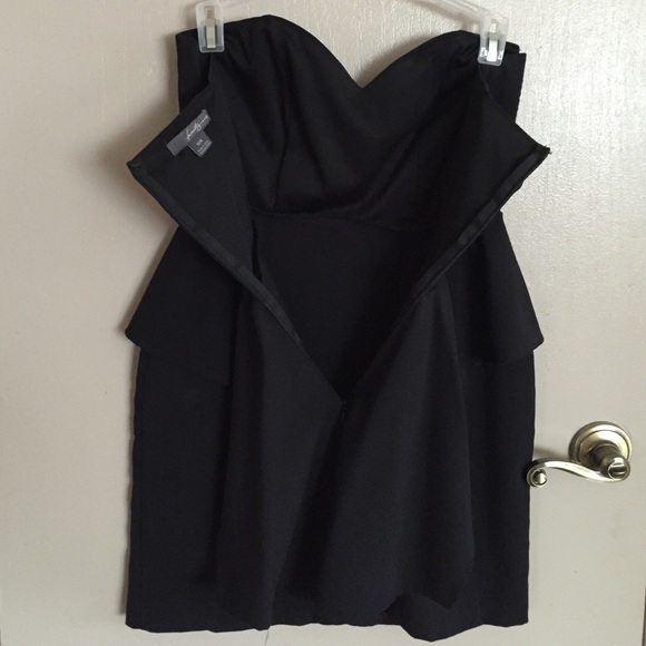FOREVER 21 Strapless Peplum/Ruffle Dress  **SOLD** - Picture 4 of 4