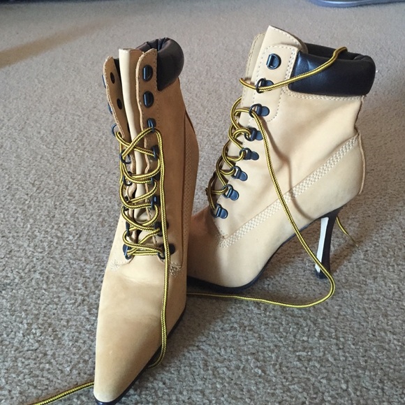 Steve Madden Hijo boot
